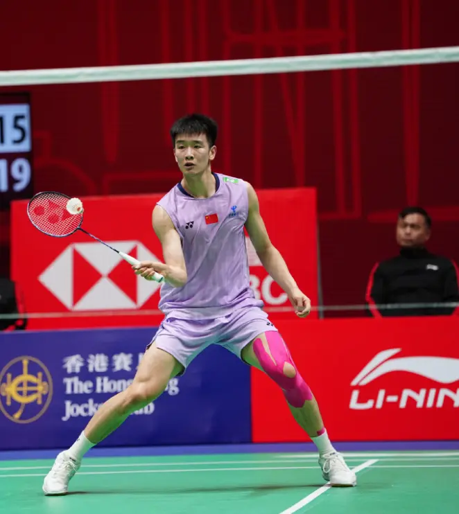 年冠军荒, 年的谌龙, yid